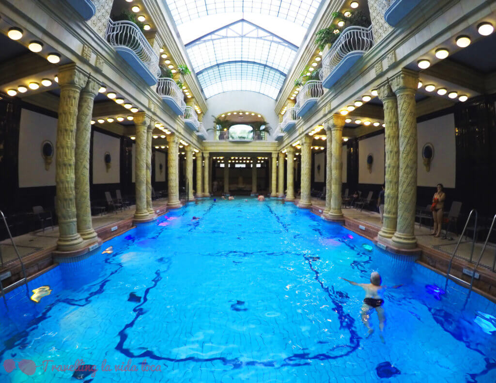 La famosa piscina principal de Gellért, que ha salido en diversas películas