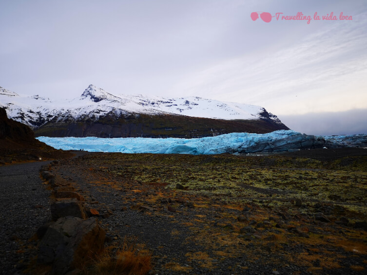 Aproximándonos al precioso glaciar Svínafellsjökull