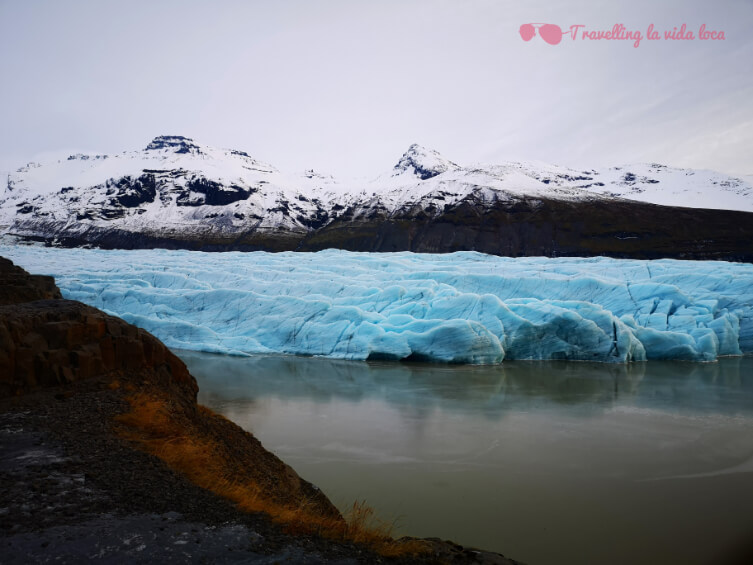 El glaciar Svínafellsjökull, a tan solo unos metros