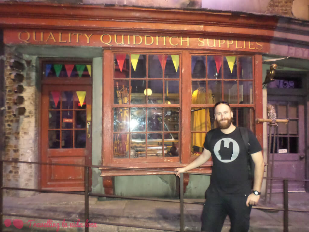 "Quality Quidditch Supplies": genial