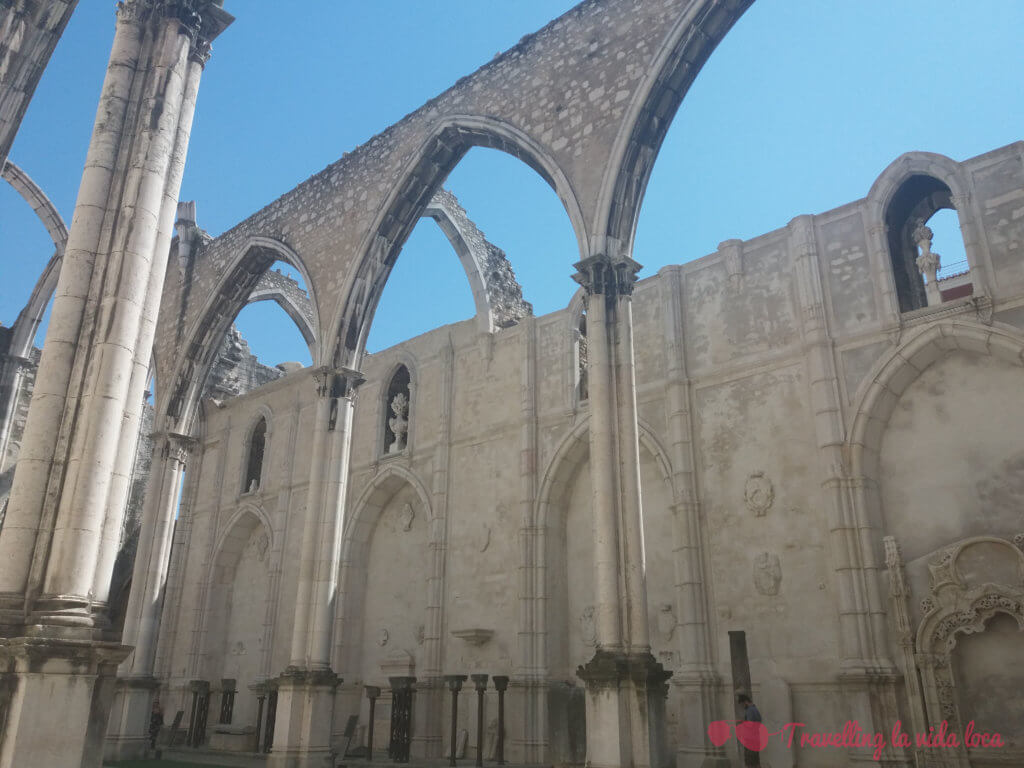 El Convento do Carmo, inacabado y, a la vez, perfecto tal y como está